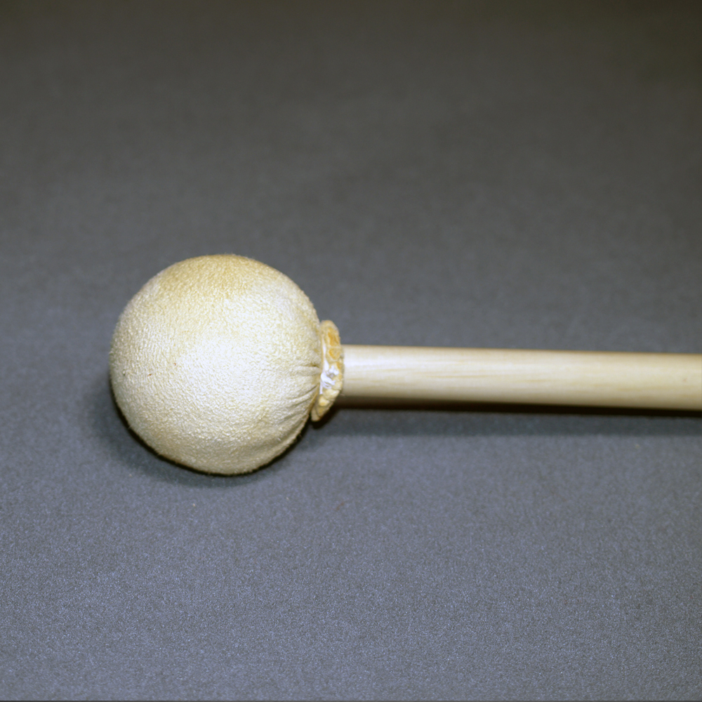 145_trommel_gross_leder_kopf.webp