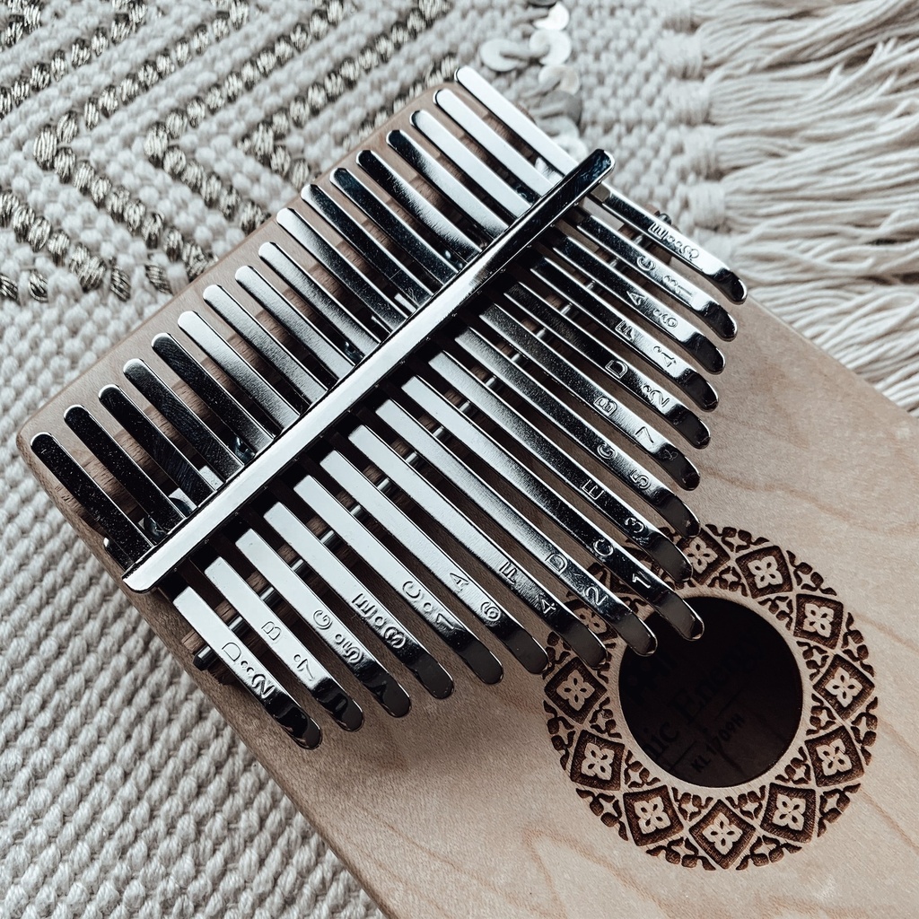 Meinl Sonic Energy Sound Hole Kalimba C Major  17-Notes  Maple